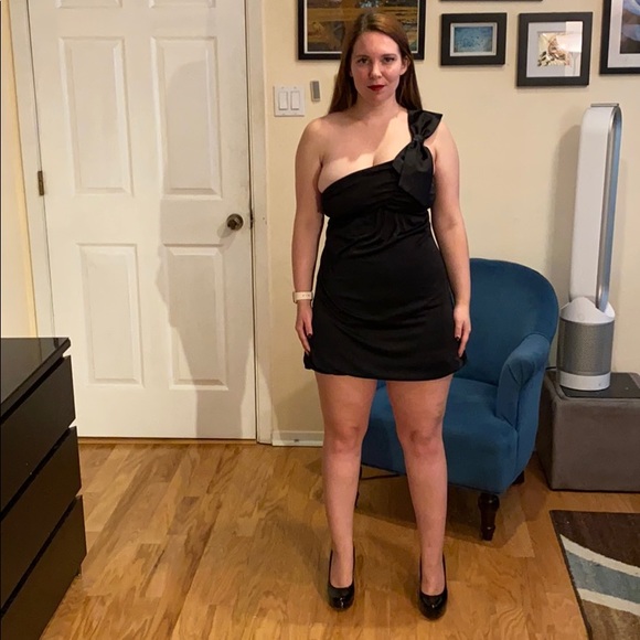 Windsor single strap formal dress in black size S - Picture 7 of 11